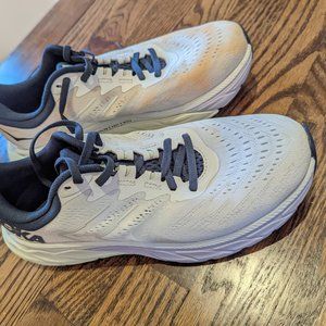 Hoka One One Arahi 5